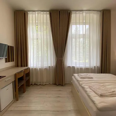 Hotell U Radnice As *