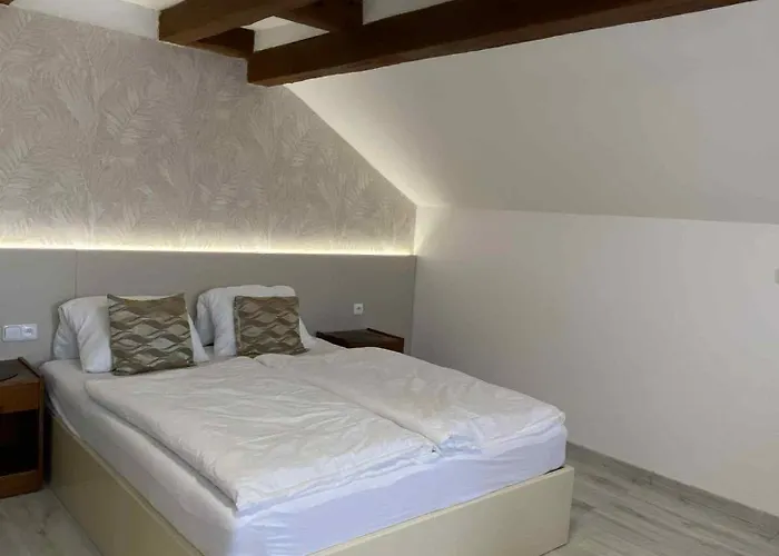 Hotel U Radnice As Aš